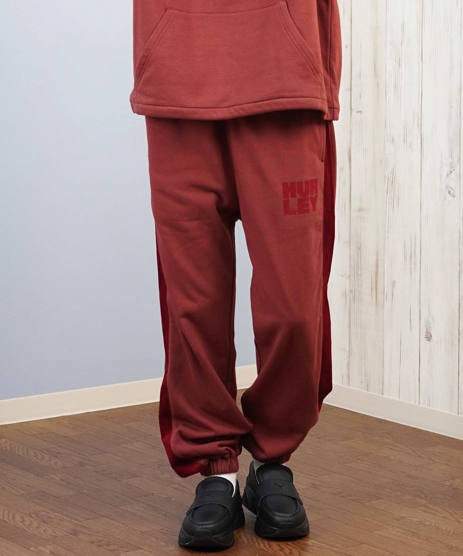 Hurley ハーレー ロングパンツ レディース スウェット ライン ウエストゴム 異素材ミックス セットアップ対応 TERRY CDR SWITCHING PANTS WCFB252024(MAR-M)