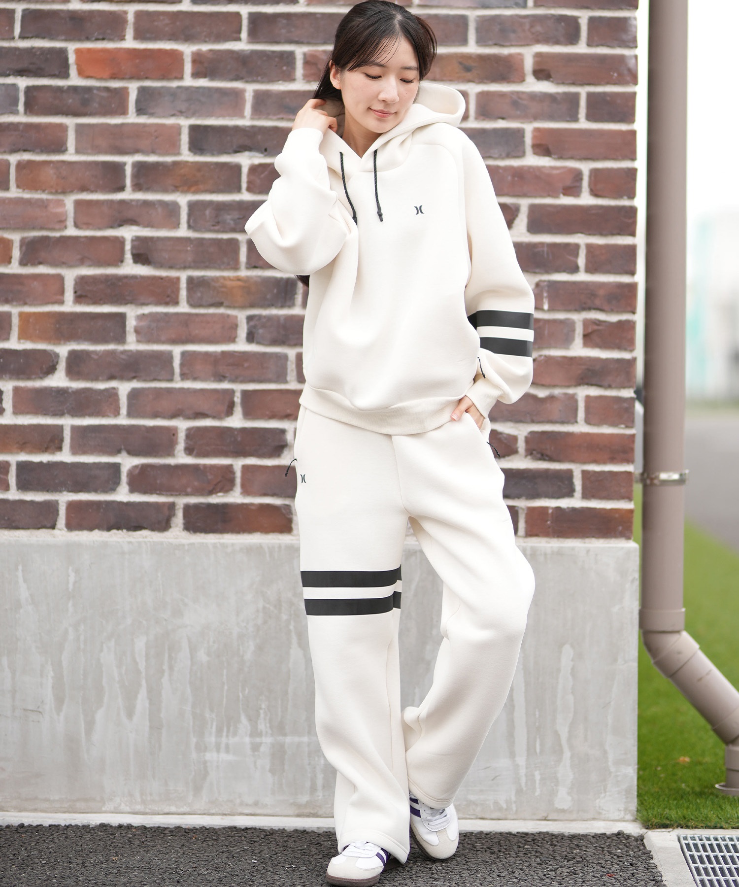 Hurley ハーレー プルオーバー パーカー レディース PHANTOMシリーズ セットアップ対応 ロゴ PHANTOM SWEAT BLOCK PARTY HOODIE WUFF252001(BLK-S)