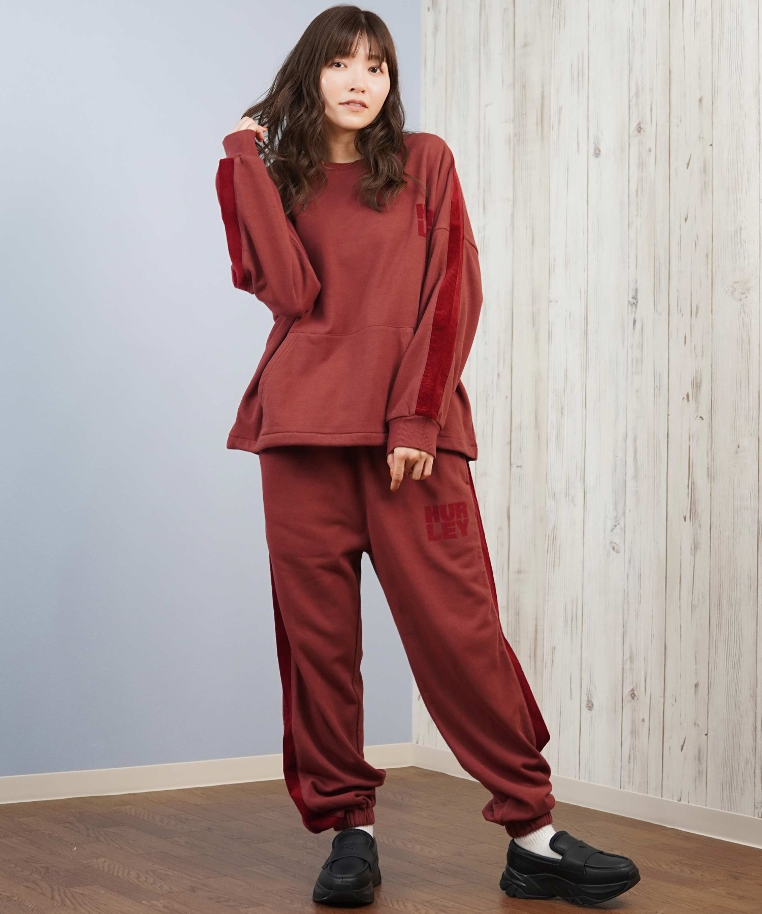 Hurley ハーレー ロングパンツ レディース スウェット ライン ウエストゴム 異素材ミックス セットアップ対応 TERRY CDR SWITCHING PANTS WCFB252024(OWHT-M)