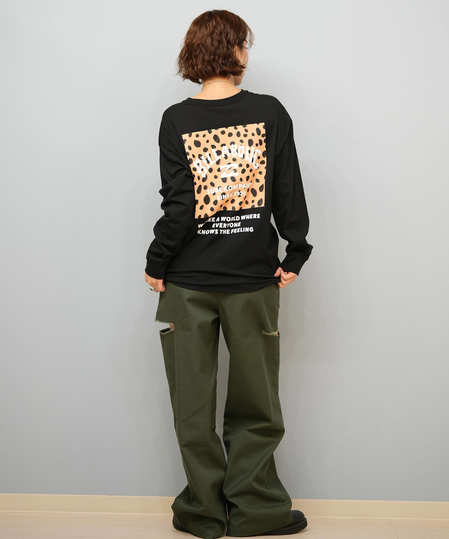 BILLABONG ビラボン 長袖 Tシャツ ロンT レディース バックプリント SQUARE LOGO BOY FIT LS TEE BF014-052(BLK-M)