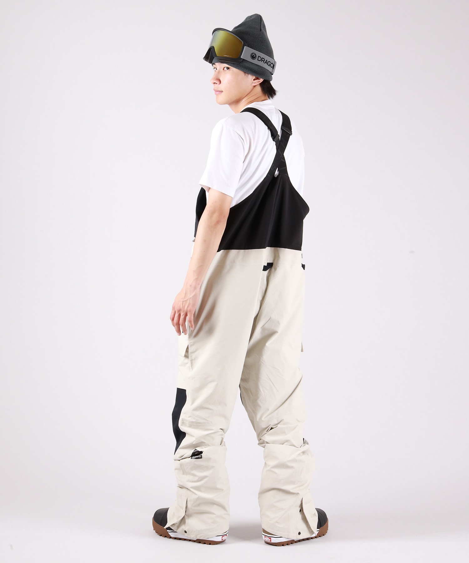 686 シックスエイトシックス GORE-TEX DISPATCH BIB スノーボード ウェア パンツ ユニセックス ゴアテックス 25-26モデル MM A17【2526】(BLK-M)