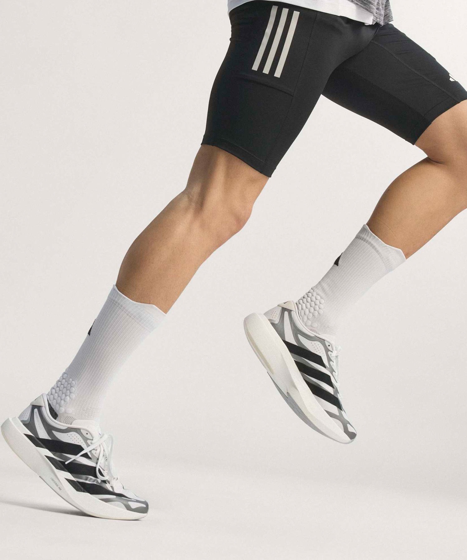 adidas アディダス アディゼロ エボ エスエル エクソ KI4763 シューズ スニーカー ライフスタイル メンズ(WT/SL-26.0cm)