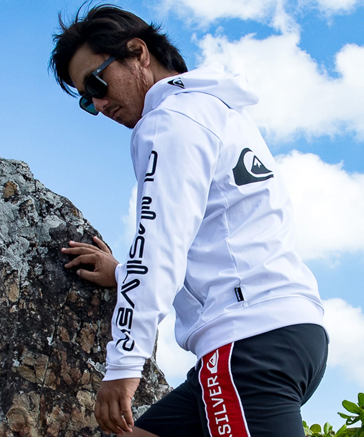 QUIKSILVER クイックシルバー 水着 ラッシュガード ジップアップ パーカー メンズ UVカット 接触冷感 速乾 水陸両用 QLY261009(WHT-M)