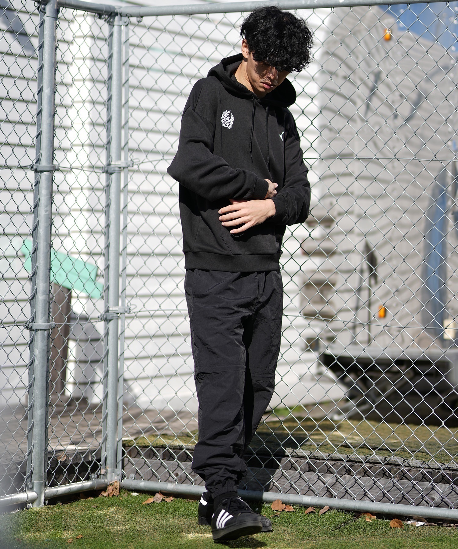 PUMA プーマ プルオーバー パーカー メンズ モンスターハンターワイルズ コラボレーション 636483(01-S)