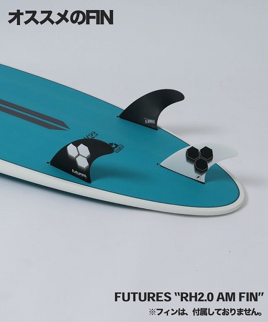 b-dj6OBpvA - SHOP NEWS | ムラサキスポーツオンラインストア 通販 Close-up of a blue surfboard with three fins installed: two honeycomb-pattern side fins and a white tip fin, labeled Futures RH2.0 AM FINs, on a plain backdrop.