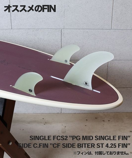 s-n25111101110019_sub06 - SHOP NEWS | ムラサキスポーツオンラインストア 通販 Surfboard on a stand with three pale fins attached; Japanese text at top says 'Recommended FINS' and model names listed at bottom.